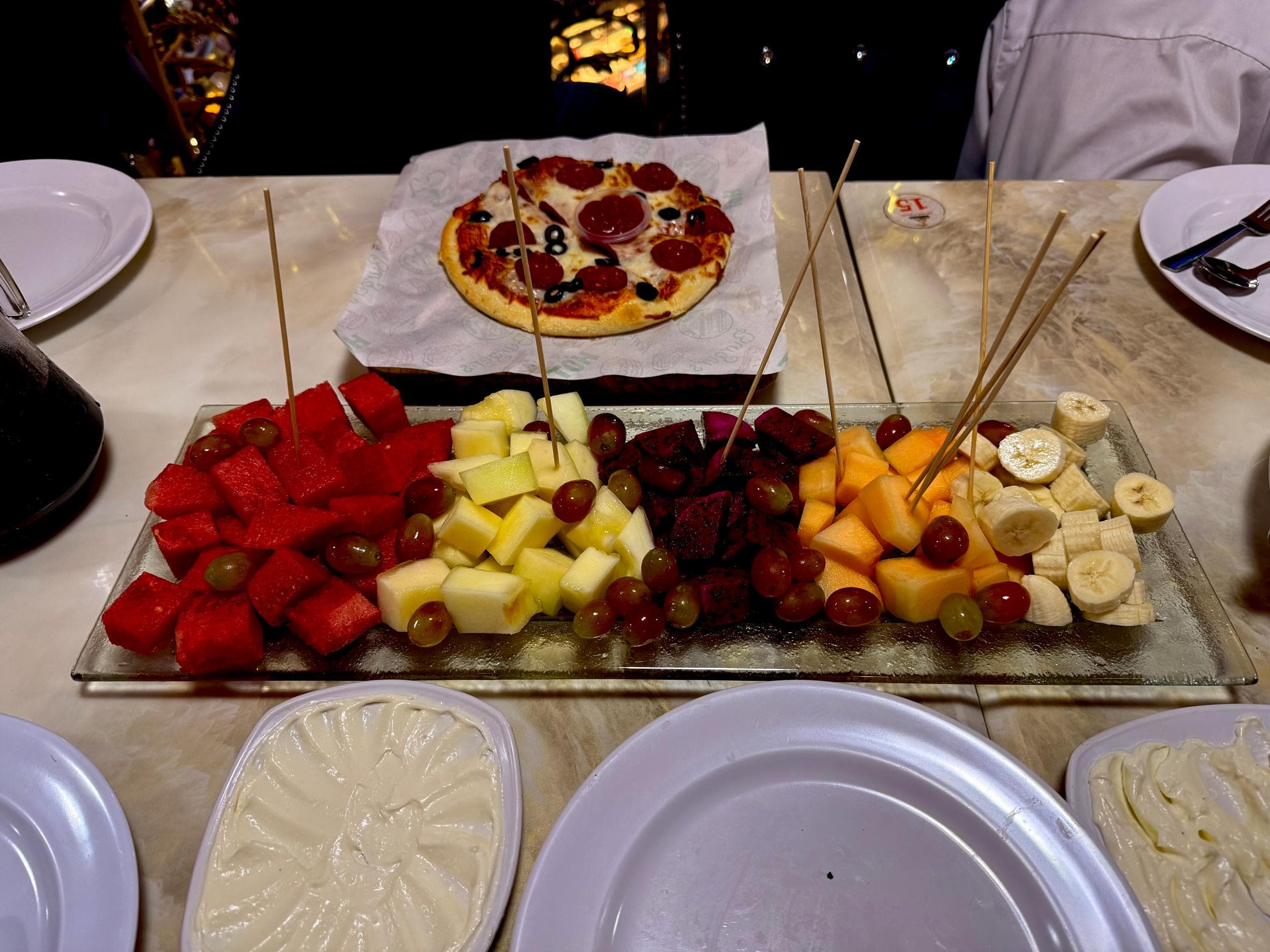 Al Khalifa restaurant ambience